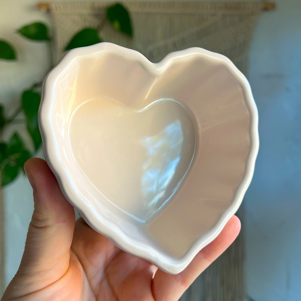 Martha Stewart Everyday Ceramic Heart Dish - Perfect for Valentine’s Day - 4x4”